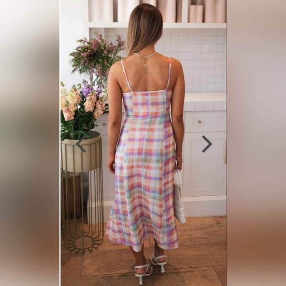 𝑀𝑢𝑟𝑎 𝐵𝑜𝑢𝑡𝑖𝑞𝑢𝑒 𝐴𝑚𝑜𝑢𝑟𝑎 𝑀𝑖𝑑𝑖 𝐷𝑟𝑒𝑠𝑠 - Picture 3 of 8